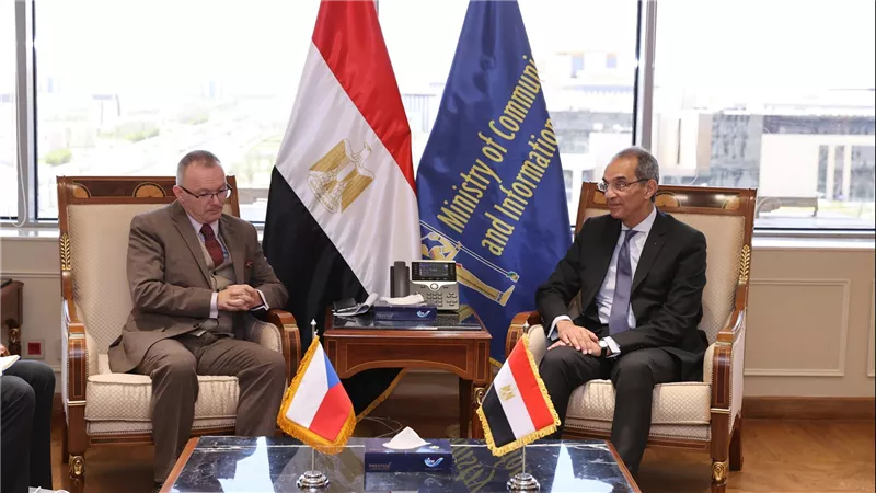 «مصر»و«تشيك» يبحثان فرص تعزيز التعاون فى مجالات التحول الرقمى والذكاء الاصطناعى 