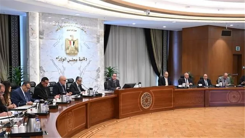 رئيس الوزراء يتابع موقف سداد مستحقات الكهرباء لدى الوزارات والجهات الحكومية
