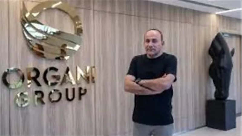العرجاني لنيويورك تايمز :أتلقى 2500 دولار مقابل  خروج الفلسطنيين من غزة