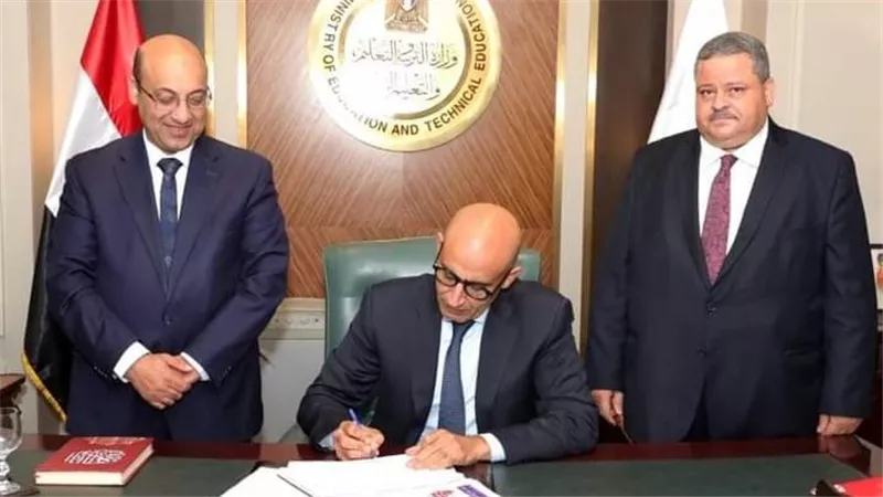 وزير التربية والتعليم يعتمد نتيجة الدبلومات الفنية 