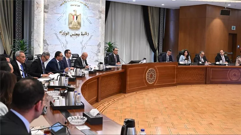 الحكومة : ارتفاعات طفيفة في أسعار  بعض السلع بالسلاسل التجارية 