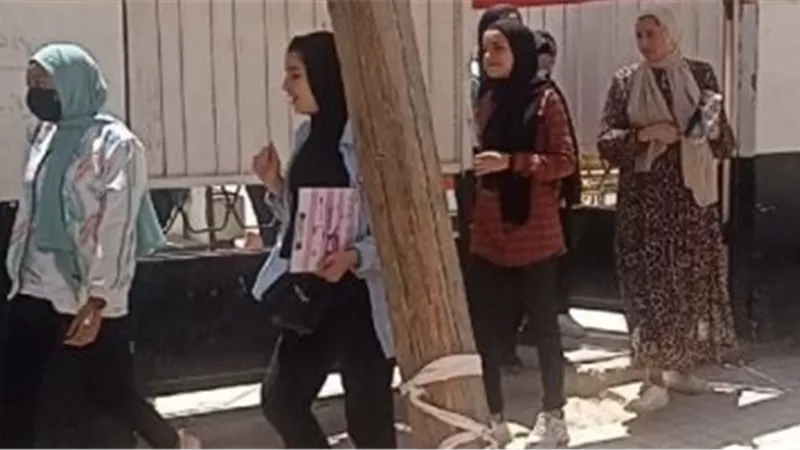 طلاب الثانوية العامة يؤدون اليوم امتحان الأحياء والفلسفة والاستاتيكا