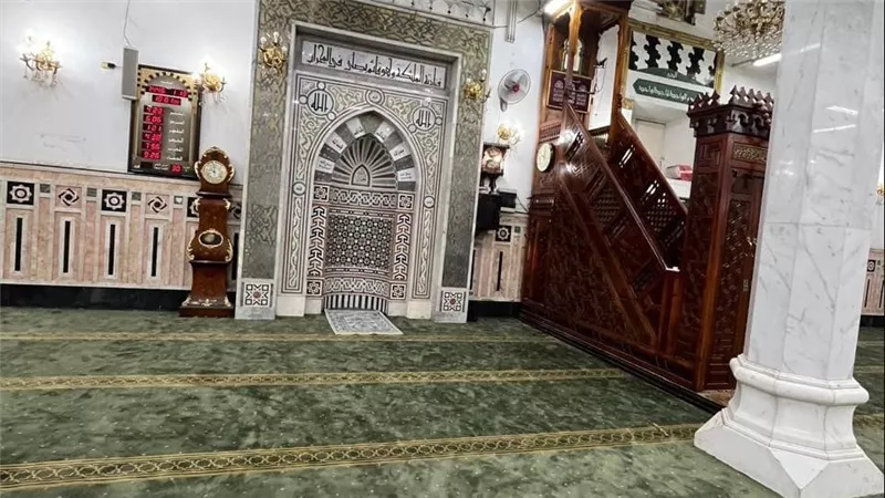 بالصور…مسجد السيدة نفيسة  بحُلة جديدة 