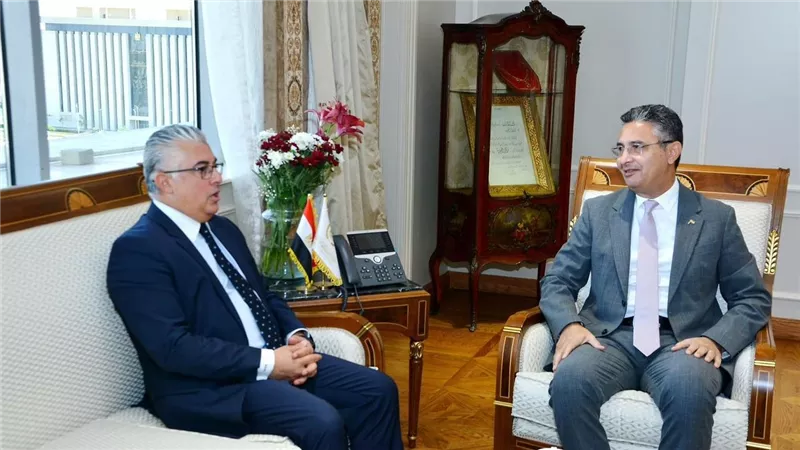 وزير التموين يؤكد علي ضرورة تعزيز الشراكة مع القطاع الخاص