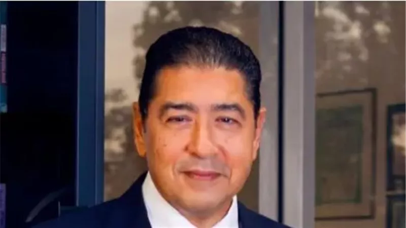 هشام عز العرب رئيسيا تنفيذيا للبنك التجاري الدولي خلفا لحسين أباظة