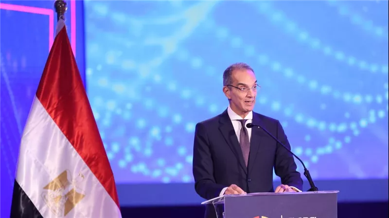 وزير الاتصالات: نسعى لتطويع إمكانات البنية التحتية الرقمية لمواجهة التحديات الحالية