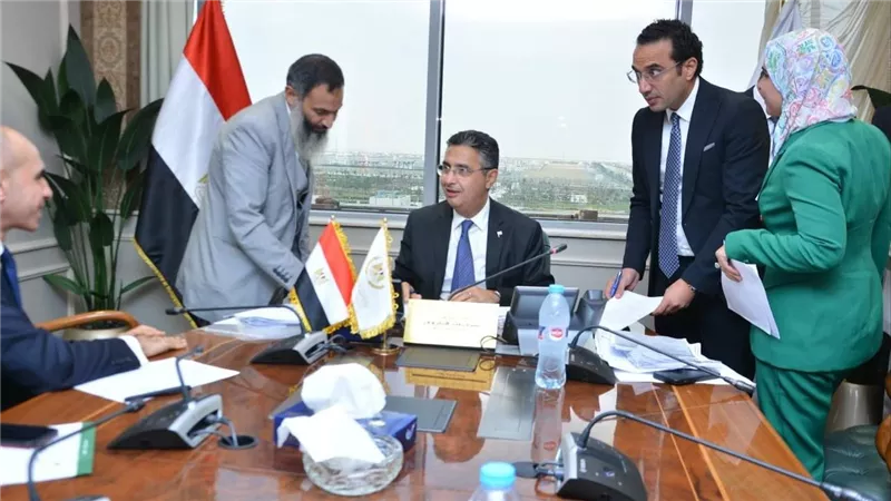 وزير التموين يوجه بسرعة تلبية احتياجات ومتطلبات 