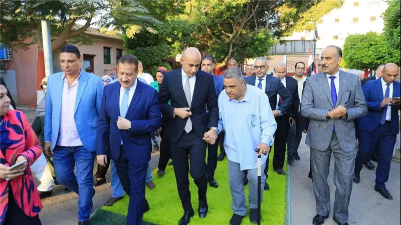 وزير التربية والتعليم يتفقد مدارس المنوفية لمتابعة انتظام العام الدراسى