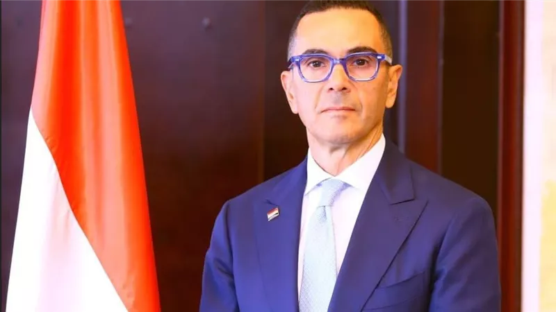 لبحث فرص التعاون الاقتصادي..وزير الاستثمار يتجه لبروكسل اليوم
