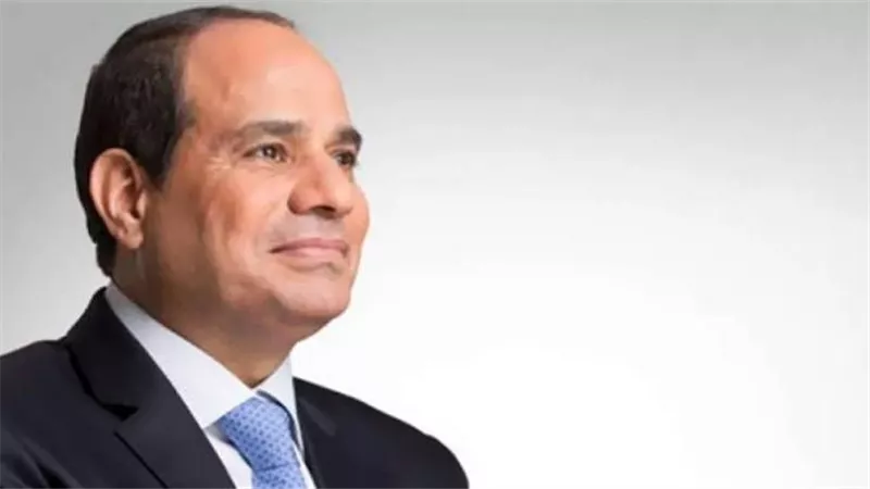 الرئيس السيسي يصل الرياض لحضور القمة العربية الإسلامية