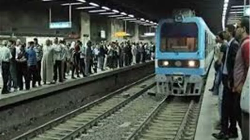 عطل فني يضرب حركة قطارات الخط الأول للمترو