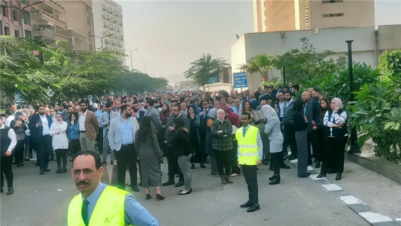 بنك القاهرة يقوم بإجراء تجربة إخلاء ناجحة للتأكد من سلامة منظومة الطوارئ