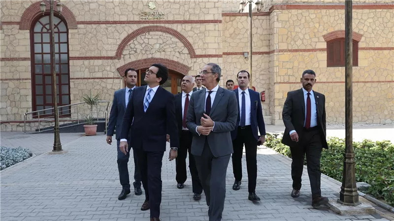 وزيري الاتصالات والثقافة يناقشان مستجدات التعاون الرقمي ويوقعان بروتوكول شراكة