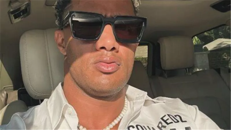 محمد رمضان يعلن فوز 3 من متابعيه بمسابقة المليون جنيه: «باقي 7»