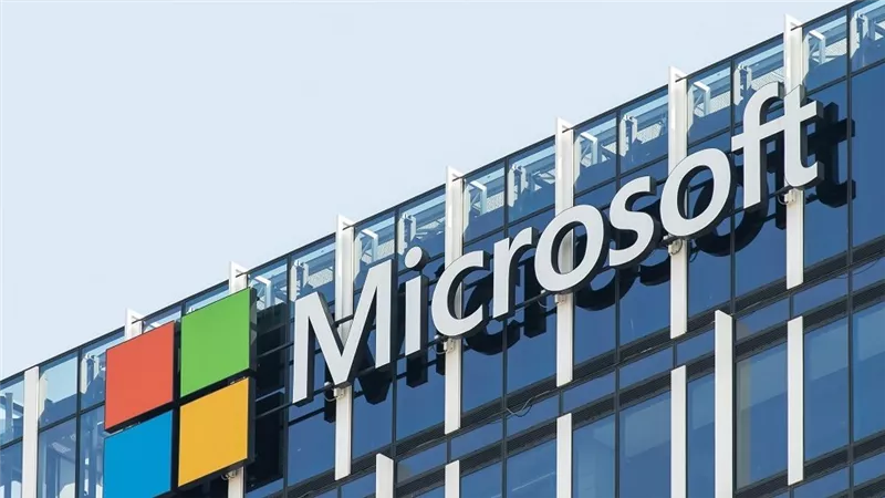 مايكروسوفت تتخذ إجراءات لتسريح أقل من 1% من موظفيها بسبب الأداء