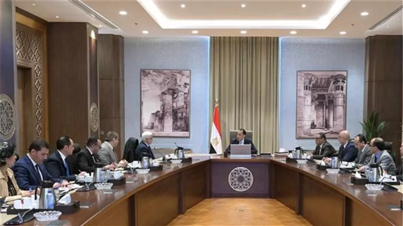 رئيس الوزراء يُتابع إجراءات تفعيل الربط الإلكتروني بين الهيئة القومية للتأمين الاجتماعي والمرور