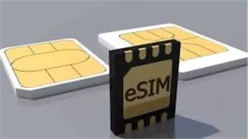 بخطوات بسيطة ..كيفية تغير شريحة الموبايل القديمة بشريحة eSIM