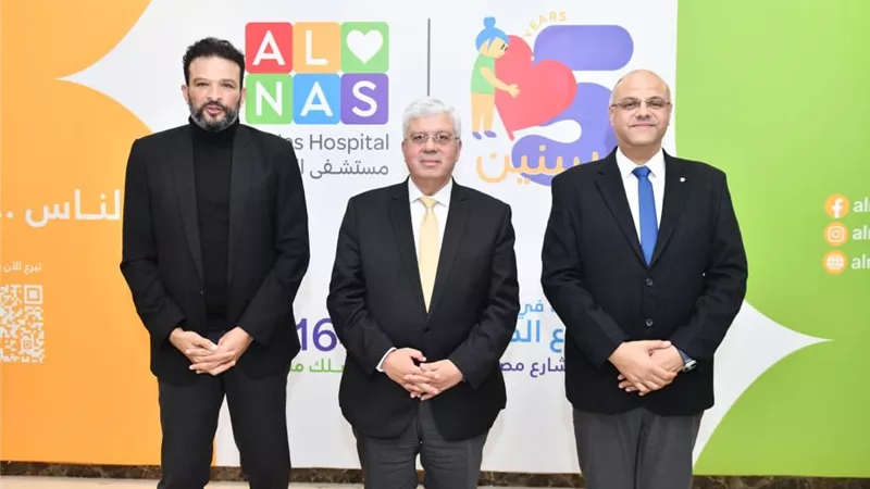 وزير التعليم العالي ومحافظ القليوبية في زيارة تفقدية لمصابي غزة بمستشفى الناس الخيري