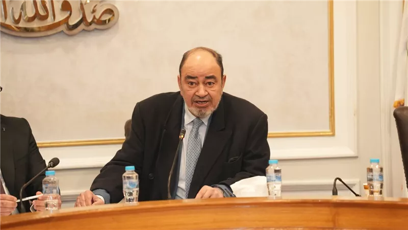 غرفة القاهرة التجارية تتوجه بمذكرة عاجلة لرئيس الوزراء لمواجهة أزمة تصديق شهادات الجودة 
