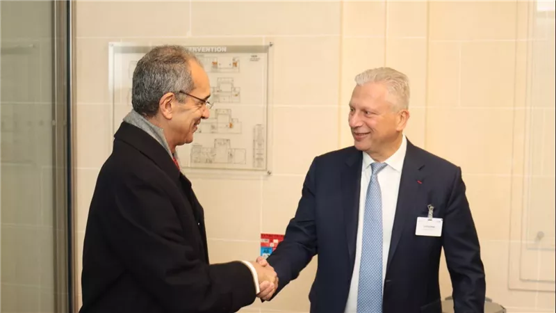 وزير الاتصالات في فرنسا..خطوات عملية لتعزيز التعاون التكنولوجي