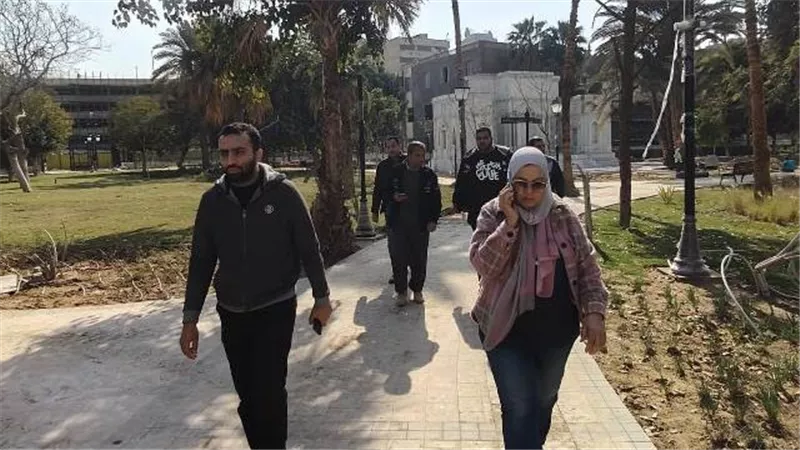 رئيس جهاز مثلث ماسبيرو تتفقد أعمال رفع كفاءة وإحياء حديقة الأزبكية 