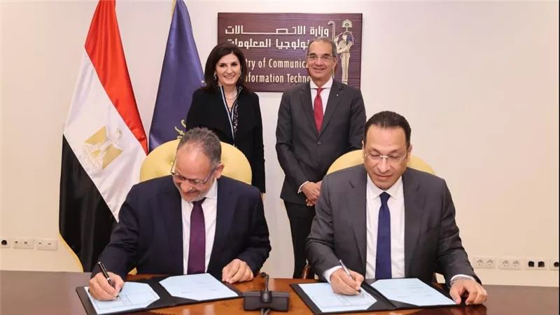 وزارة الاتصالات توقع مذكرة تفاهم مع سيسكو لبناء القدرات الرقمية في مصر