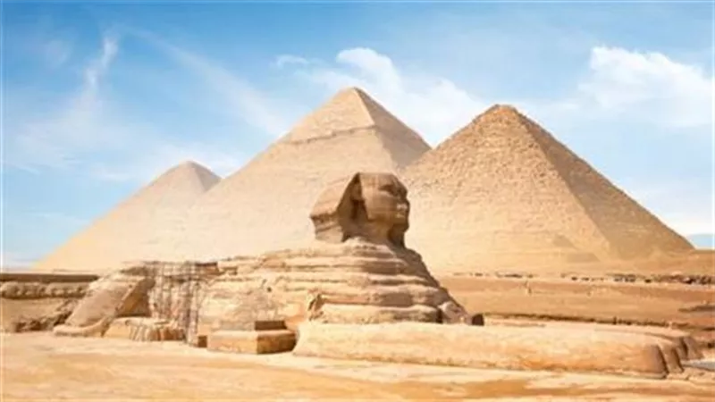 مصر تحتل المرتبة الرابعة ضمن أفضل 10 وجهات للسفر عالميًا لعام 2025