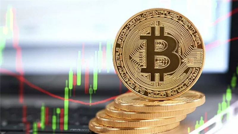 ارتفاع البيتكوين 20% بعد إعلان ترامب قائمة عملات مشفرة احتياطية