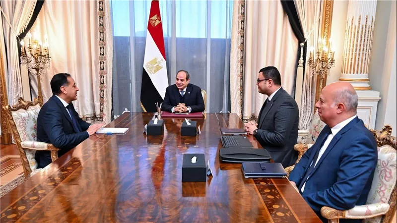  السيسي يوجه بتسريع تنفيذ مشروعات الإسكان للمصريين بالخارج وطرح 400 ألف وحدة سكنية