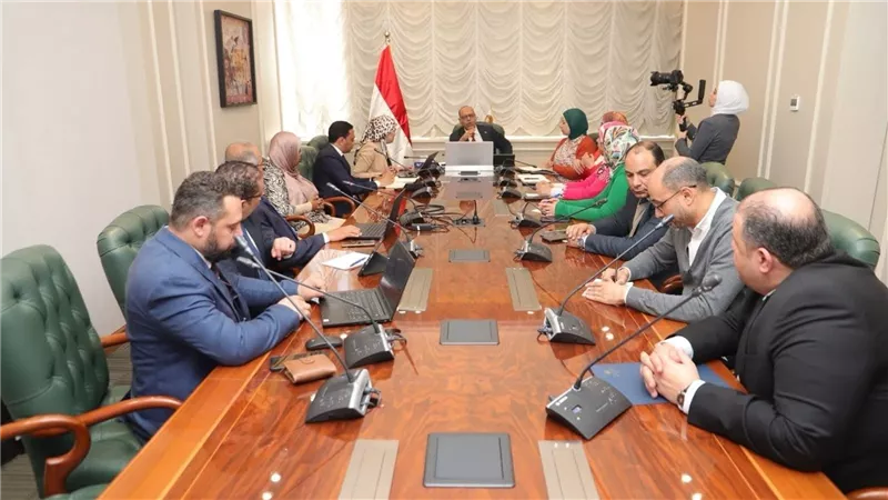 وزير العمل يوجه بسرعة «ميكنة ورقمنة» برنامج تشغيل العمالة غير المنتظمة
