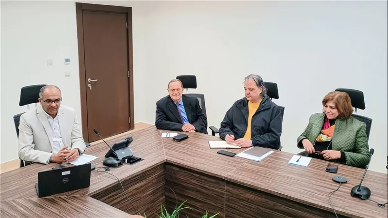 الإسكان تبحث مع البنك الدولي التعاون في مشروعات المياه والصرف الصحي