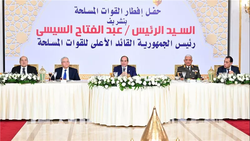 الرئيس السيسي يطمئن المصريين: الاقتصاد يتحسن بخطى ثابتة