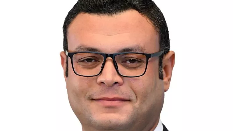وزير الإسكان يتابع تنفيذ المشروعات التنموية بالعلمين الجديدة والساحل الشمالي الغربي
