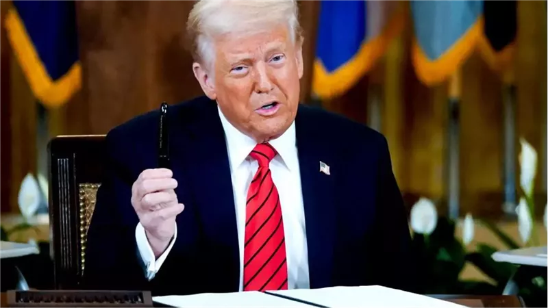 ترامب يلغي أمرًا تنفيذيًا ضد شركة محاماة بعد تعهدها بتقديم دعم قانوني بقيمة 40 مليون دولار
