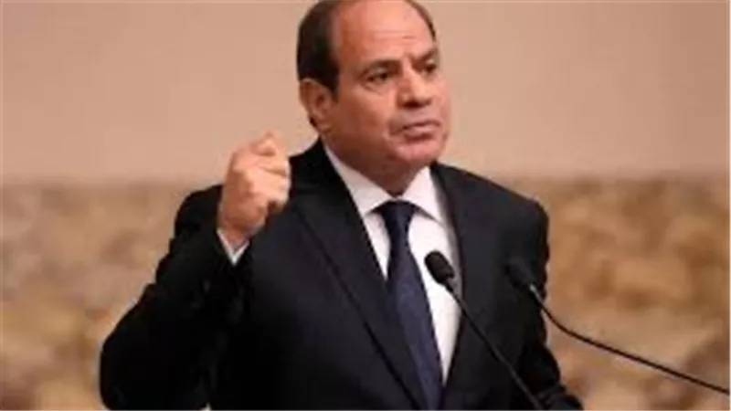 السيسي: ننفق مئات المليارات على الدعم.. فلماذا لا نستثمر 30 مليار جنيه في الفن والإعلام؟