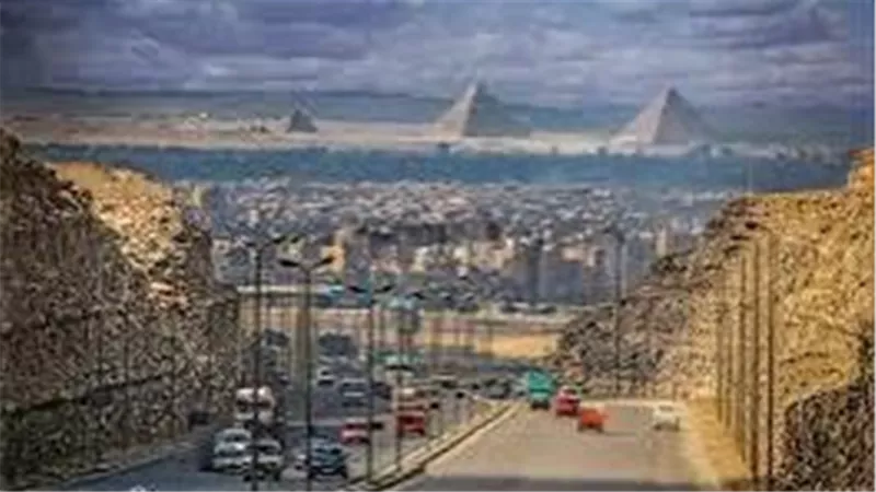 نقل مدخل المنطقة الأثرية.. مفاجأة كبرى بشأن الأهرامات 