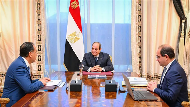 الرئيس السيسي يتابع مؤشرات الأداء المالي واستعدادات موازنة 2025-2026