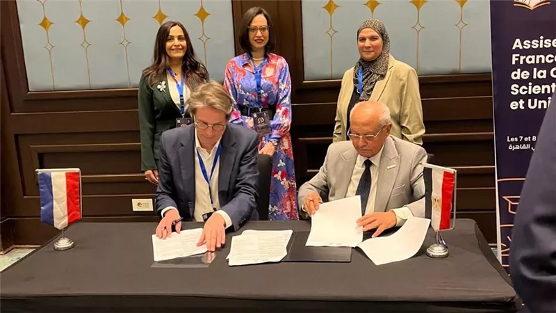 رئيس جامعة مصر للمعلوماتية: اتفاقنا مع “سيزي” و”إيزار ديجيتال” يعزز شراكاتنا مع  الجامعات العالمية
