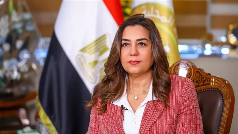 التنمية المحلية :إزالة عقار مخالف من 8 طوابق في منطقة عين شمس بالقاهرة