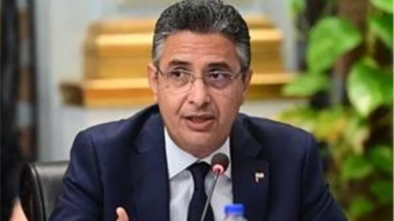وزير التموين يجتمع مع شركة “ليبتون مصر” لتعزيز التعاون بين القطاعين العام والخاص
