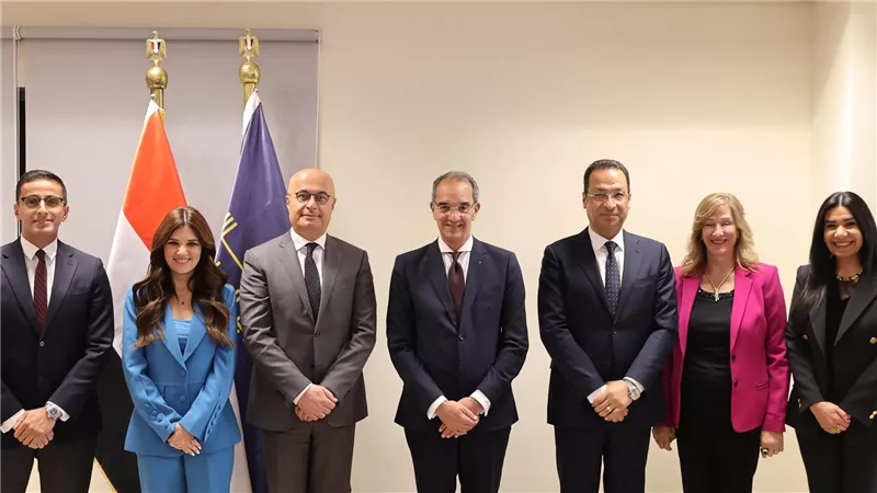 توقيع مذكرة تفاهم لتعزيز قدرات الشباب والحكومة في الذكاء الاصطناعي