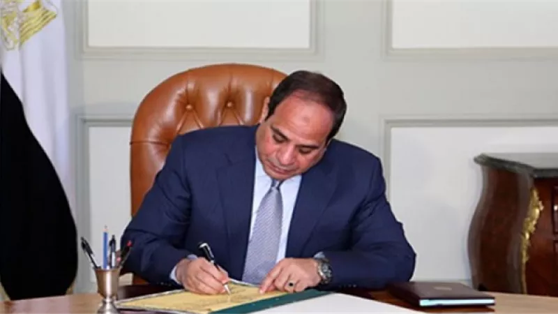 السيسي والبرهان يستعرضان الجهود المصرية الفعالة فى إعادة إعمار السودان