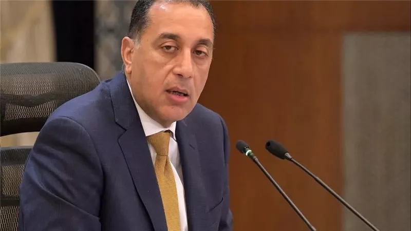  الوزراء يتابع تداعيات حادث كسر خط الغاز بطريق الواحات ويكلف بلجنة فنية وسرعة صرف التعويضات