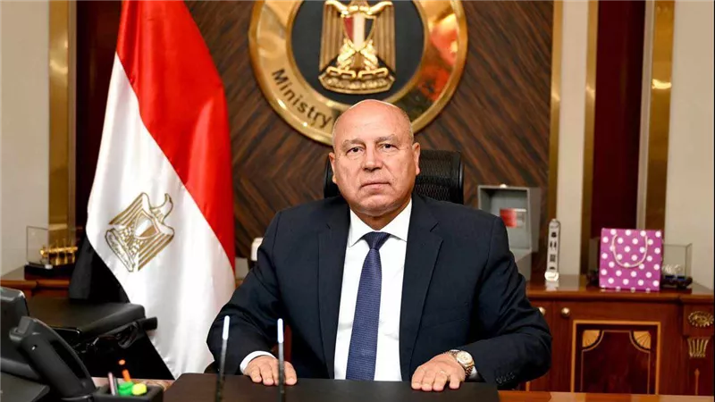 وزير الصناعة :الرئيس السيسي يتابع حل مشكلة “بلبن” ويشدد على عدم إغلاق المصانع