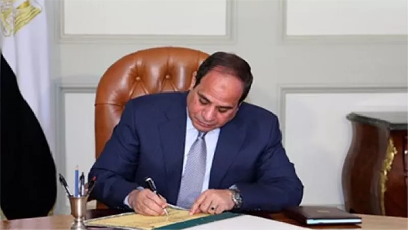 الرئيس السيسي يتوجه إلى اليونان لتعزيز العلاقات الثنائية