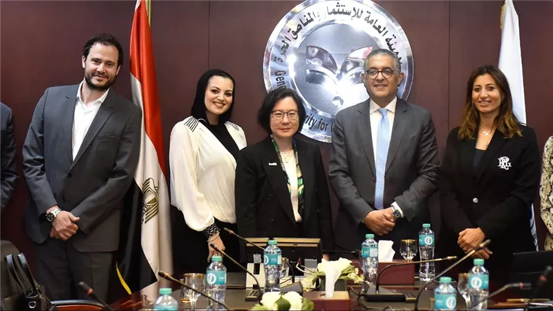 هيئتا الاستثمار في مصر وهونج كونج تبحثان تعزيز التعاون وتحويل مصر لمركز إقليمي للمال والأعمال