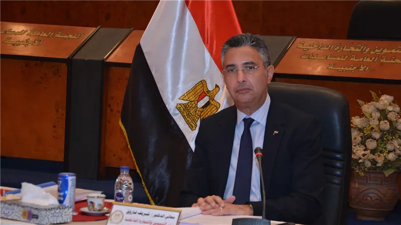 وزير التموين يعلن افتتاح أول منفذ سلعي بالعلامة التجارية الجديدة نهاية مايو
