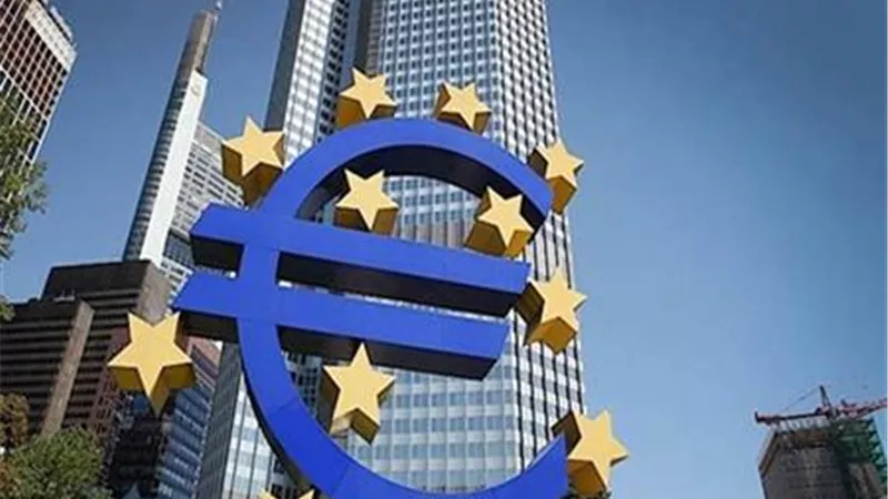 الأوروبي لإعادة الإعمار وبنك مصر يقدمان قرضًا مشتركًا بنحو 80 مليون دولار لـ«أورنج»