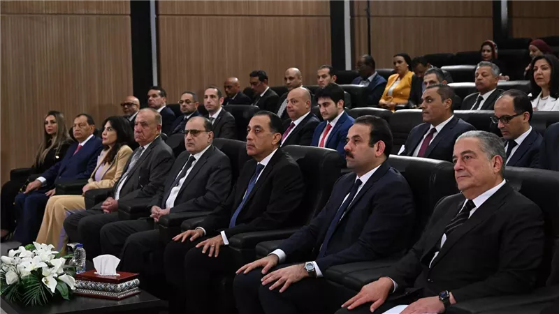 مدبولي يشهد توقيع عقد إطلاق مدينة “جريان” الذكية صديقة البيئة على محور الشيخ زايد