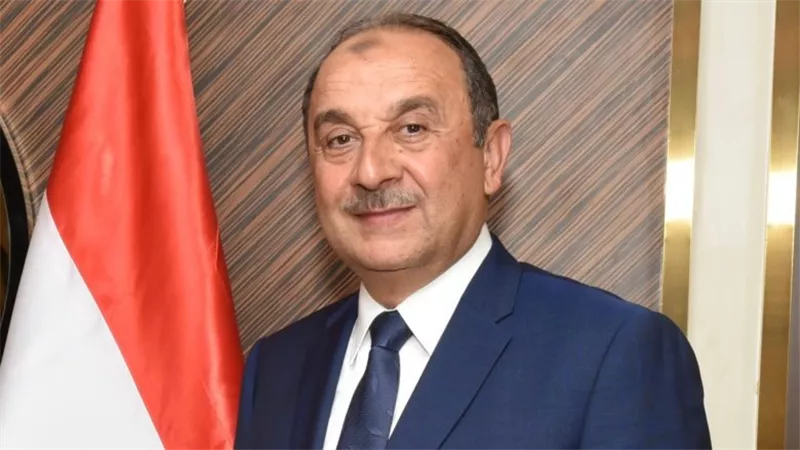 وزير قطاع الأعمال العام يفاجئ 